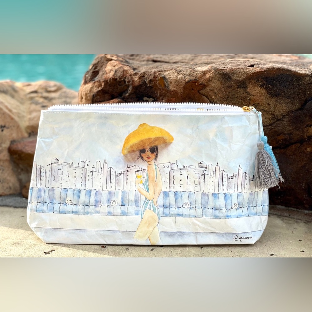 NWT* When Life Gives You Lemons Waterproof Pouch